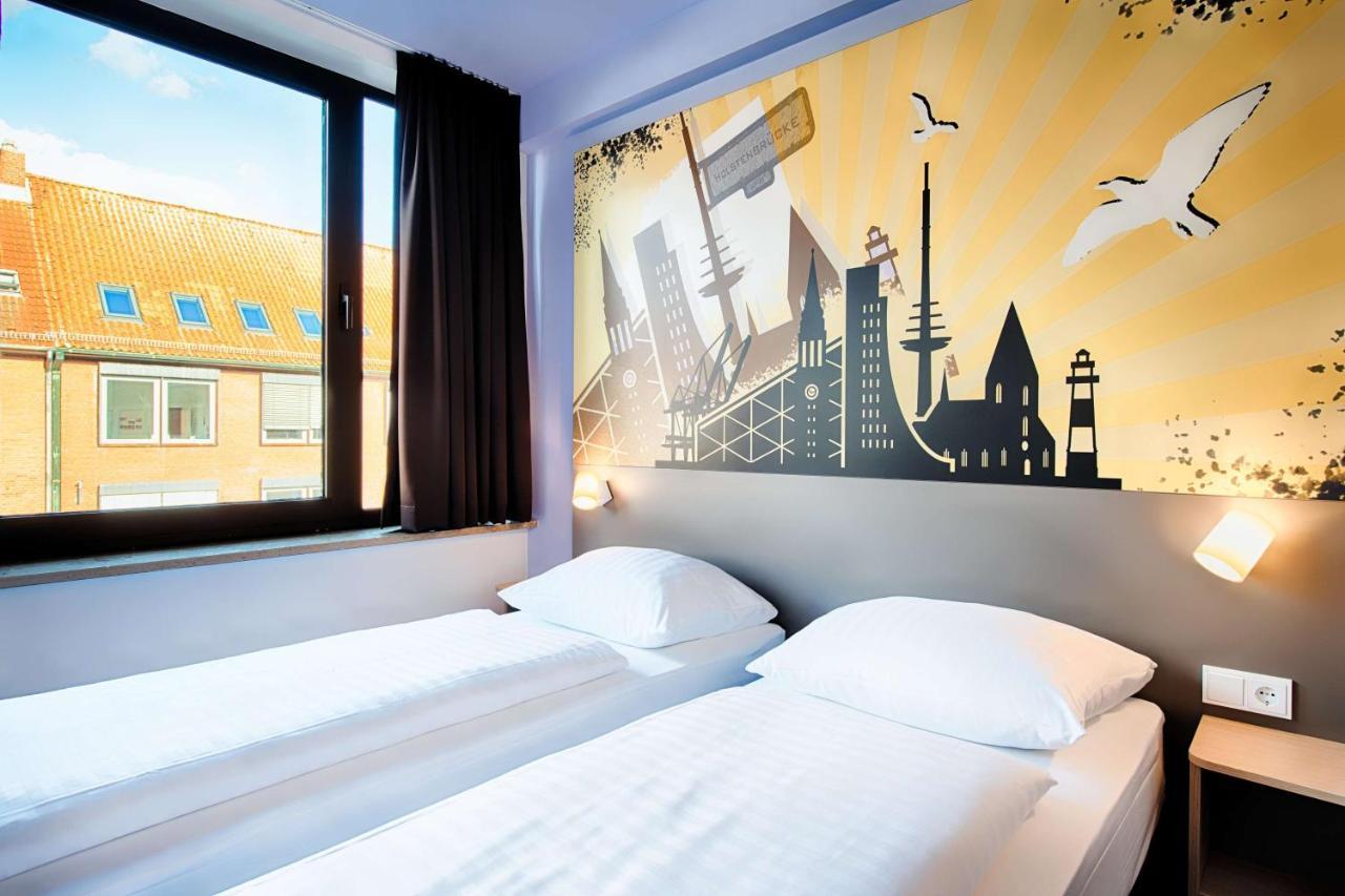 B&B Hotel Kiel-Holstenbruecke ภายนอก รูปภาพ